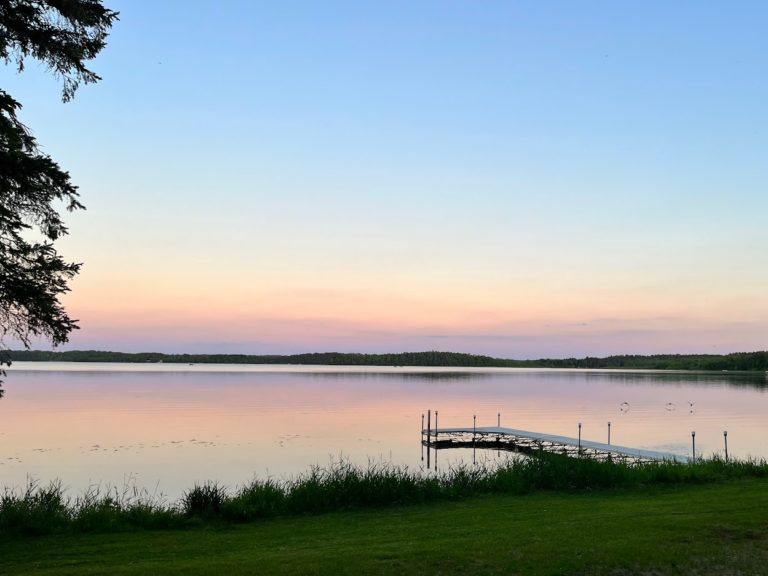 Amazing sunset lake view and private dock